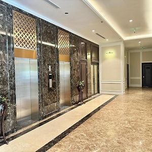 Golden Imperial Hotel